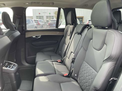 New 2026 Volvo XC90 T8 Plus image 4
