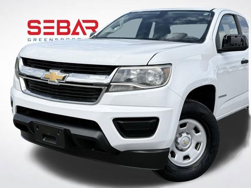 Used 2018 Chevrolet Colorado W/T w/ WT Convenience Package RWD image 2