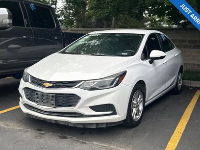 Used 2017 Chevrolet Cruze LT