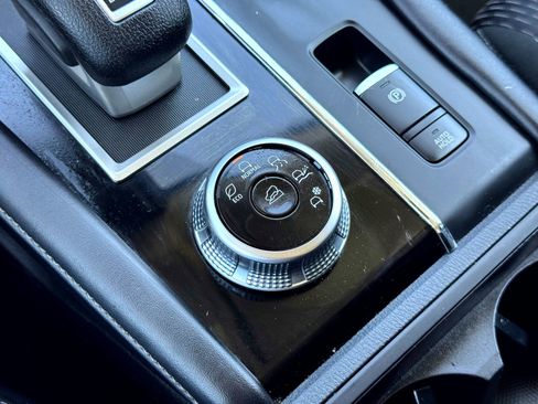 Used 2022 Mitsubishi Outlander ES image 24