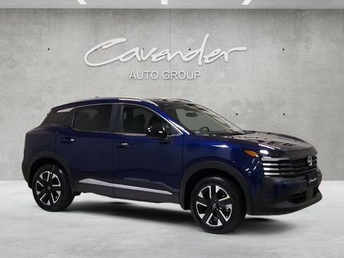 New 2026 Nissan Kicks SV image 2