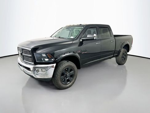 Used 2016 RAM 2500 Big Horn w/ Black Appearance Group AWD/4WD image 3