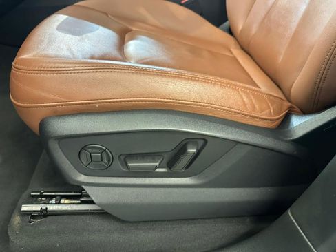 Used 2023 Audi Q7 3.0T Premium image 26