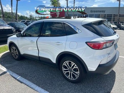 Used 2020 Ford Escape SEL AWD/4WD image 3