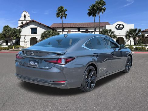 Used 2023 Lexus ES 300h F Sport FWD image 2