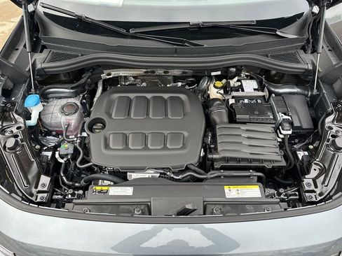 New 2026 Volkswagen Tiguan SE image 20