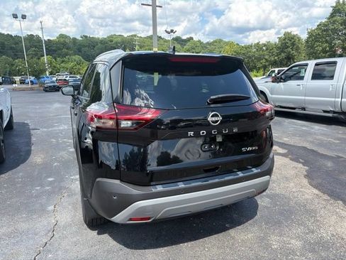 Used 2023 Nissan Rogue SV w/ SV Premium B Package AWD/4WD image 4
