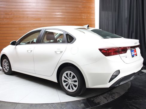 Used 2023 Kia Forte LX FWD image 9