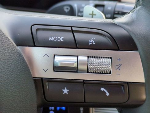 Certified 2025 Hyundai Tucson Limited image 27