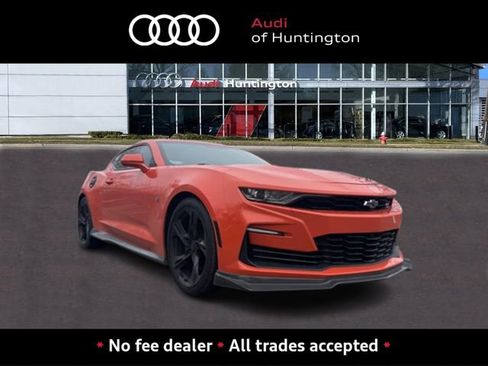 Used 2020 Chevrolet Camaro SS RWD image 1