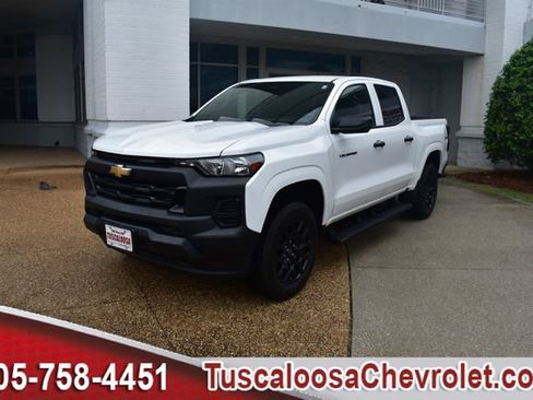 Used 2026 Chevrolet Colorado W/T w/ WT Custom Package AWD/4WD image 5