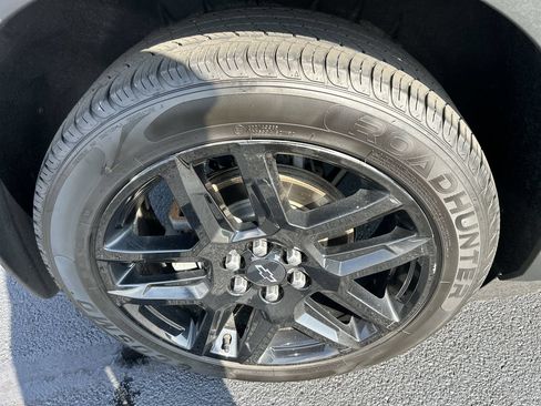Used 2019 Chevrolet Blazer LT w/ Sun and Wheels Package AWD/4WD image 9