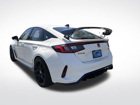 Used 2023 Honda Civic Type R image 6
