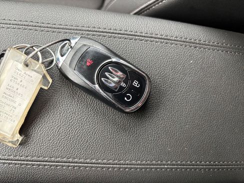 Used 2025 Buick Encore GX Preferred FWD image 21
