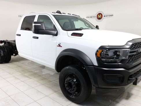 Used 2024 RAM 5500 Tradesman w/ Max Tow Package AWD/4WD image 30