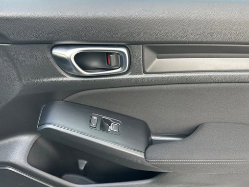 Certified 2025 Honda Civic Sport image 19