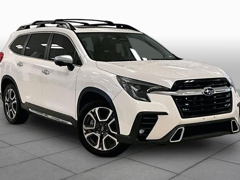 Used 2023 Subaru Ascent Touring AWD/4WD image 2