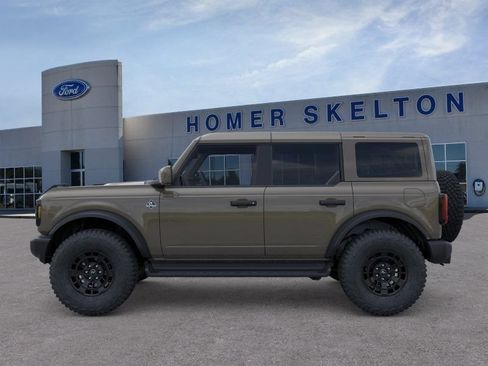 New 2026 Ford Bronco Outer Banks w/ Sasquatch Package AWD/4WD image 3