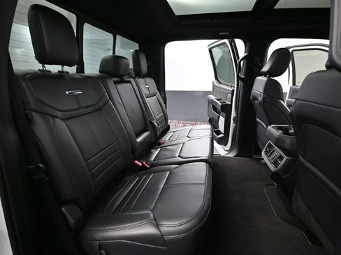 Used 2025 Ford F250 Platinum image 46