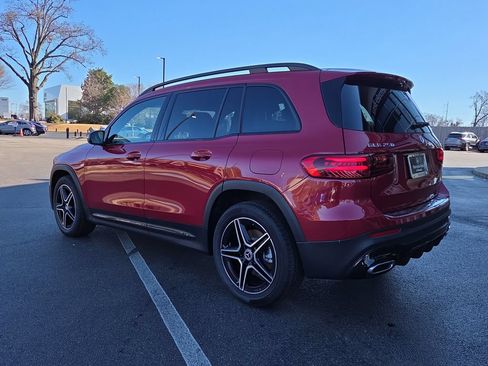 Used 2026 Mercedes-Benz GLB 250 4MATIC image 3