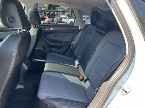 Used 2026 Volkswagen Jetta SEL FWD image 26
