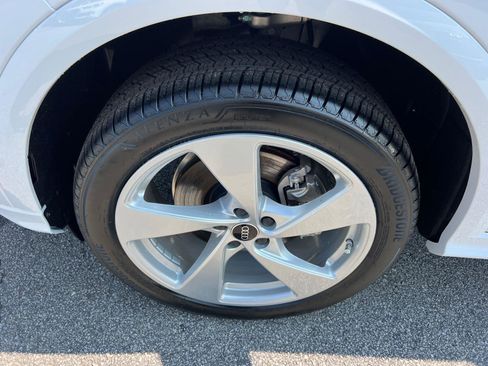 New 2025 Audi Q5 Premium Plus image 11