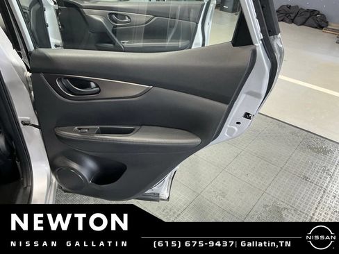 Used 2020 Nissan Rogue Sport S FWD image 34