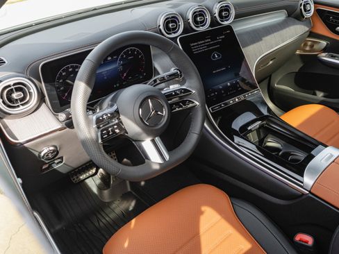 New 2026 Mercedes-Benz GLC 300 4MATIC image 14