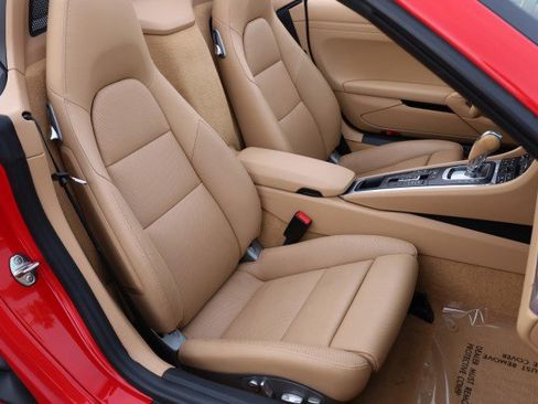 Used 2017 Porsche 718 Boxster RWD image 44