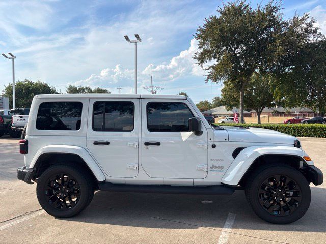 Used 2023 Jeep Wrangler Unlimited Sahara w/ Cold Weather Group AWD/4WD image 4