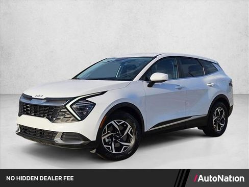 Used 2025 Kia Sportage LX FWD image 1