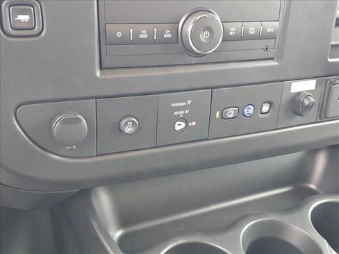 New 2025 Chevrolet Express 3500 w/ Power Convenience Package image 26