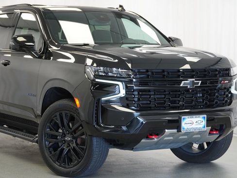 Certified 2023 Chevrolet Tahoe Z71 w/ Luxury Package AWD/4WD image 10