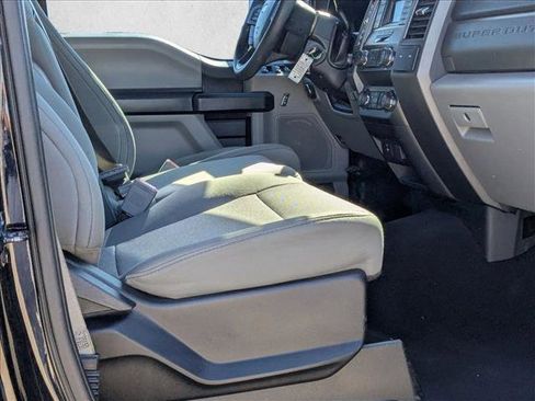 Used 2019 Ford F250 XL w/ STX Appearance Package image 19