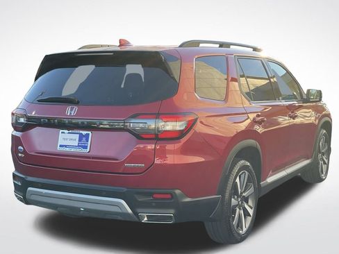 Certified 2023 Honda Pilot Touring image 6