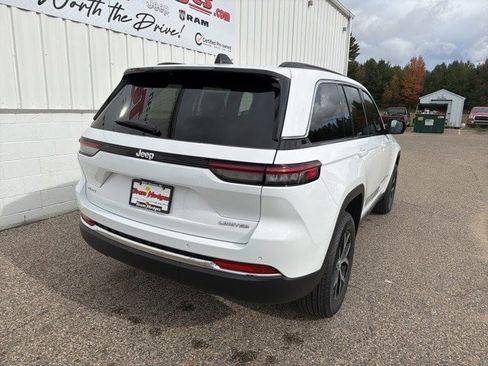 New 2025 Jeep Grand Cherokee Limited w/ Trailer Tow Package image 8