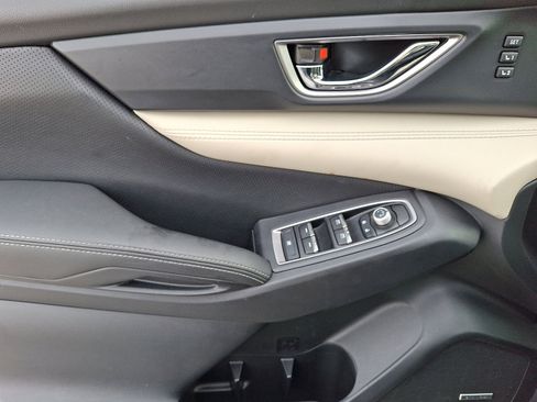 Used 2021 Subaru Ascent Limited w/ Technology Package image 12