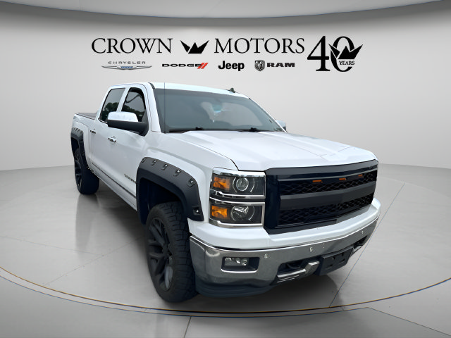 Used 2014 Chevrolet Silverado 1500 LTZ Z71 w/ LTZ Plus Package AWD/4WD image 6