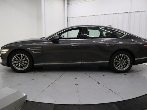 Used 2023 Genesis G80 2.5T image 9