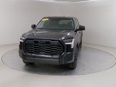 Used 2024 Toyota Tundra Limited w/ TRD Off-Road Package AWD/4WD image 9