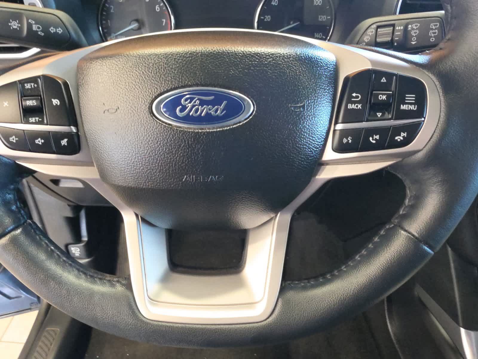 Used 2023 Ford Explorer XLT w/ Equipment Group 202A AWD/4WD image 19