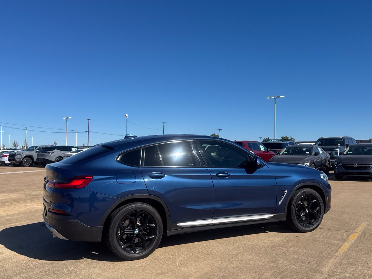 Used 2021 BMW X4 xDrive30i AWD/4WD image 29