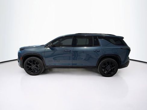 Certified 2025 Chevrolet Traverse RS w/ LPO, Floor Liner Package image 4