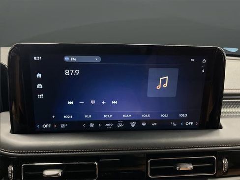 Used 2025 Lincoln Aviator Black Label AWD/4WD image 20
