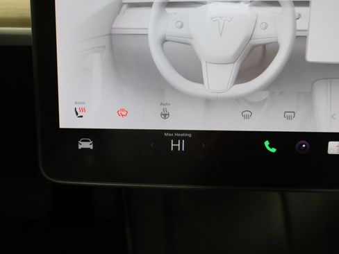 Used 2023 Tesla Model 3 Standard Range image 46