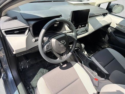Used 2026 Toyota Corolla LE FWD image 13