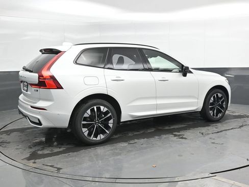 New 2026 Volvo XC60 B5 Plus w/ Climate Package AWD/4WD image 2