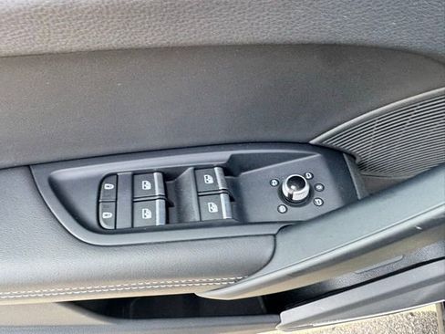 Certified 2023 Audi Q5 2.0T Premium Plus w/ Premium Plus Package image 50