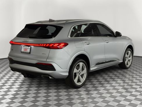 New 2026 Audi Q5 Premium Plus image 9