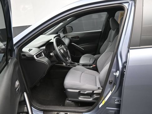Used 2025 Toyota Corolla Cross AWD Hybrid image 9